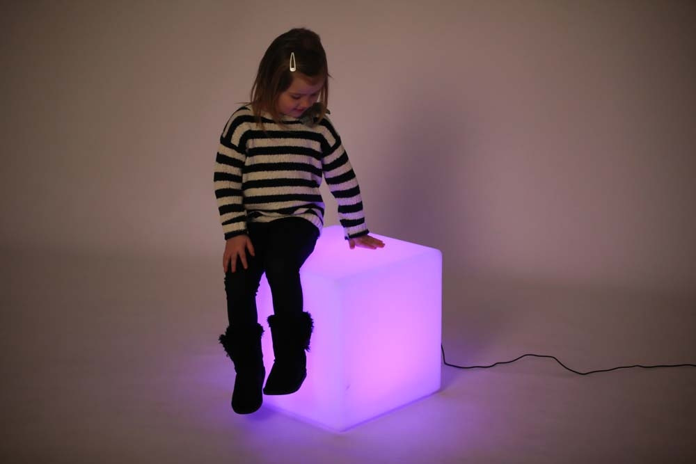CUBE LUMINEUX SENSORIEL