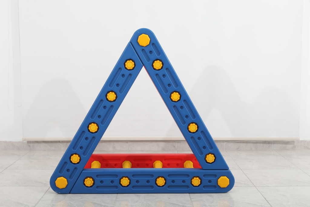 TRIANGLE A GRIMPER