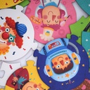 PUZZLES QUI SUIS-JE?, 30 PIÈCES