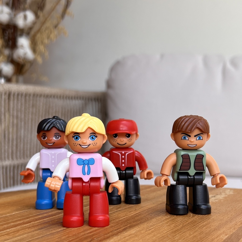COBLO MINI FIGURINES