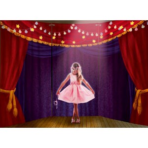 THEATERDEKORATION: BÜHNE/ZIRKUS