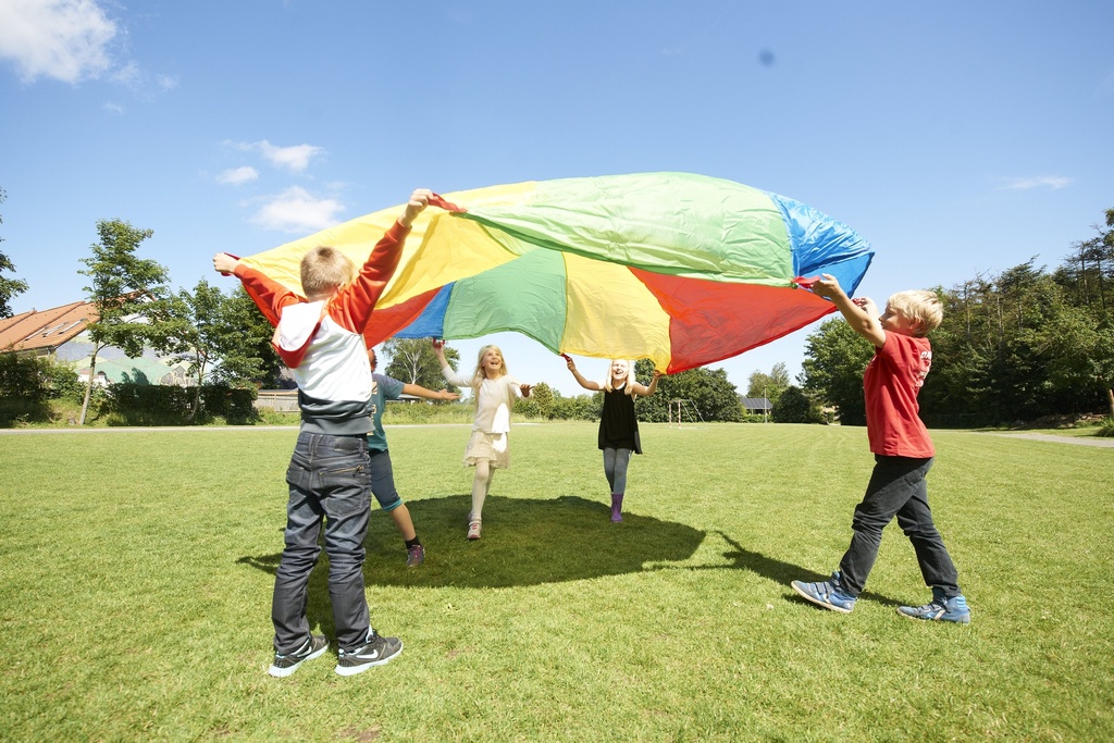 3.5M PARACHUTE