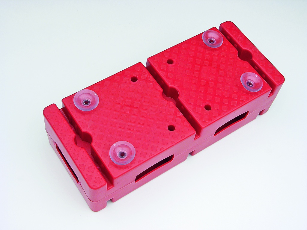 SUCTION CUPS + PSYCHOM CONNECTORS.