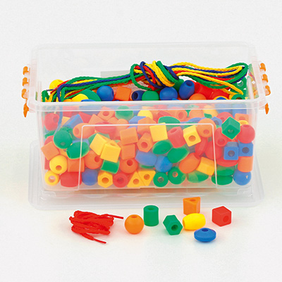 [114251] BOX OF 360 BEADS + 8 LACES
